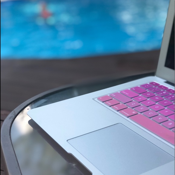 Meet your Posher, Kim - Picture 4 of 4